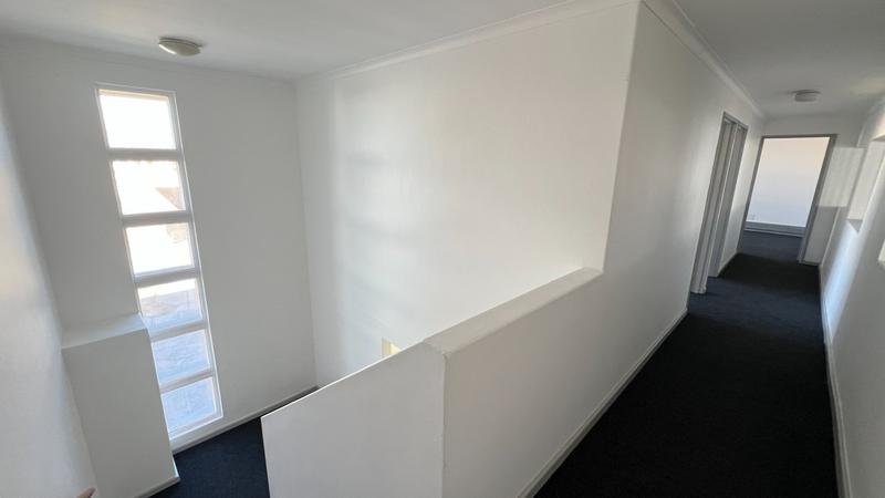 To Let commercial Property for Rent in Montague Gardens Western Cape